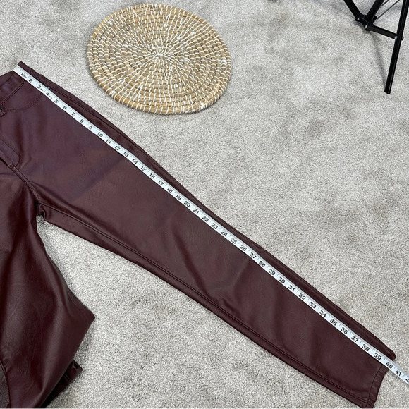 SOLD | Blank NYC Vegan Soft Leather Pants Mid-Rise Skinny Fit in Oxblood Size 30 - Picture 14 of 15